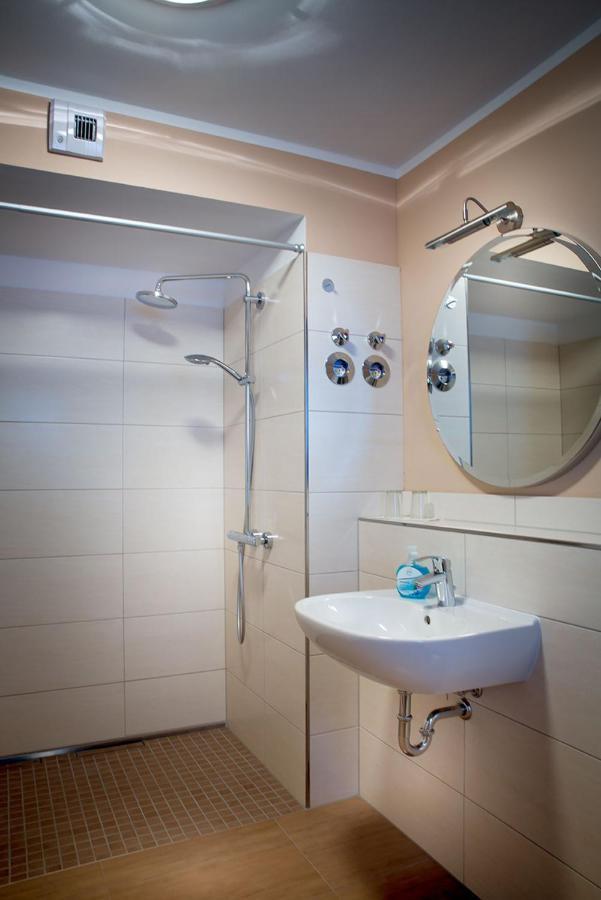H&H Apartment Im Greifswald Eldena Nr19-Jonas Mit Terrasse Luaran gambar